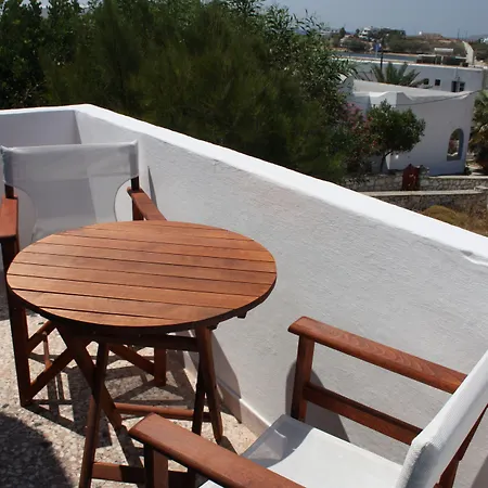 Apartment Meltemi And *