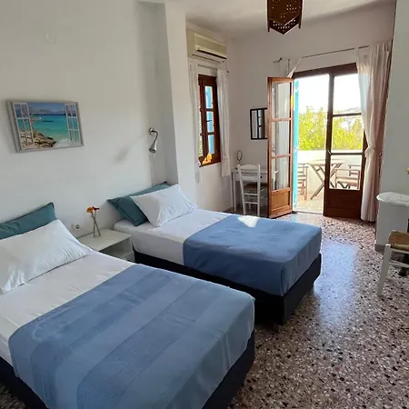 Meltemi Studios&apartments Logaras