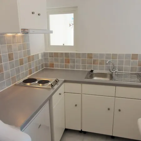 Apartment Meltemi And *