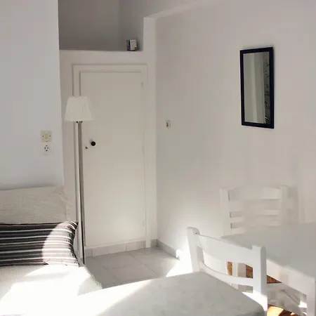 Meltemi And Apartment